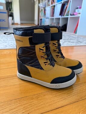 Merrell Kids Yellow and Black Waterproof Snow Boot